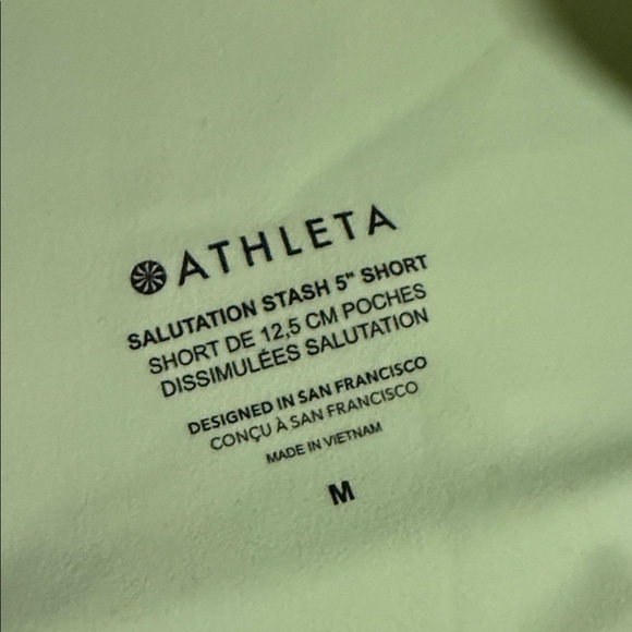 NWT Athleta Lime Green Salutation Shorts - Picture 4 of 4